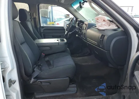 2013 Chevrolet Silverado C1500 Lt z USA, uszkodzony, nr VIN 3GCPCSE02DG137713